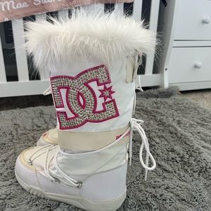 Dc winter boots